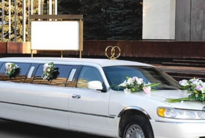 Аренда Lincoln Town Car на свадьбу